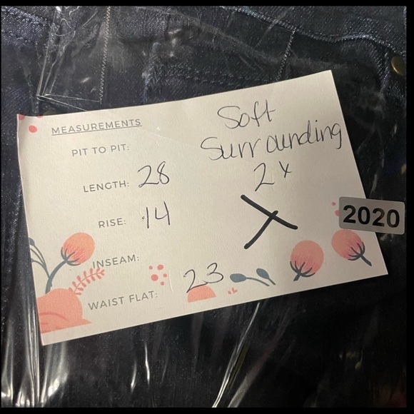 Soft surroundings high rise blue stretch jean with straight leg. 2X - Picture 5 of 6